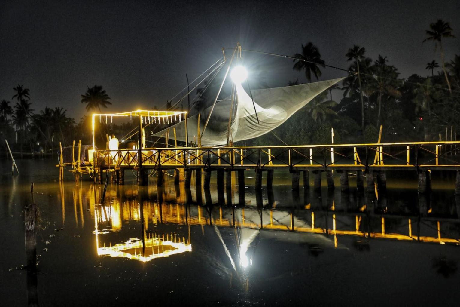 Vala House Hotel Cherai Beach Exterior photo